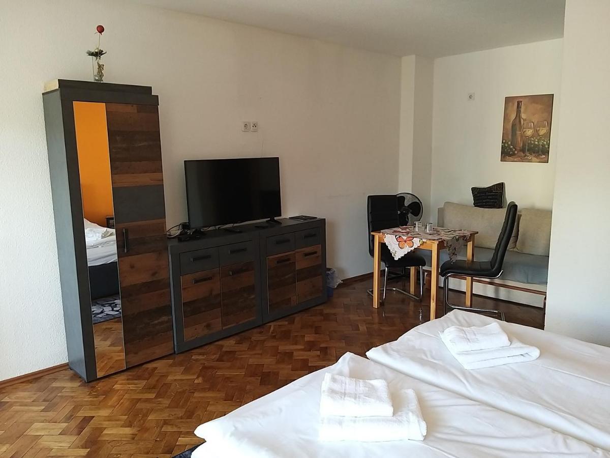 Pension Schlosswache-Zerbst Экстерьер фото