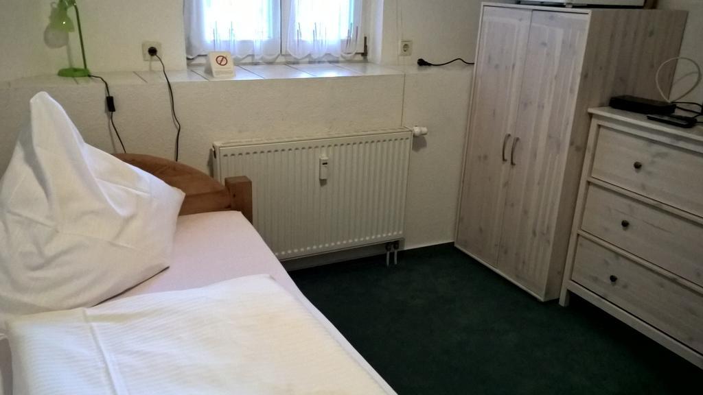 Pension Schlosswache-Zerbst Экстерьер фото